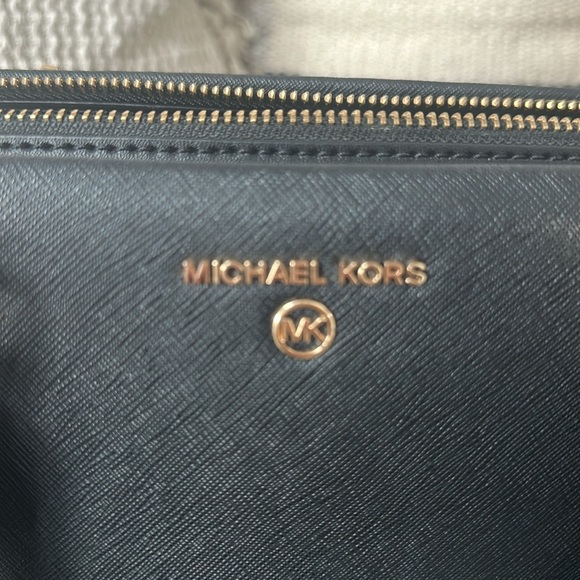💗Michael Kors💗 - Picture 9 of 10